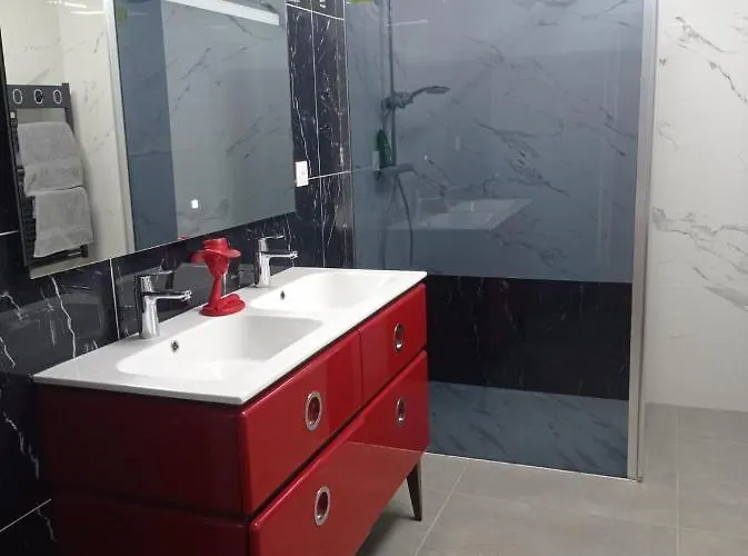 شقة Location Bastia, U Fiumicellu. Vue Mer. Jacuzzi, Barbecue,... Pour 2 Personnes باستيا