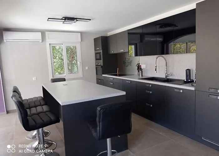 Location Bastia, U Fiumicellu. Vue Mer. Jacuzzi, Barbecue,... Pour 2 Personnes باستيا
