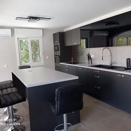 Location Bastia, U Fiumicellu. Vue Mer. Jacuzzi, Barbecue,... Pour 2 Personnes Μπαστιά