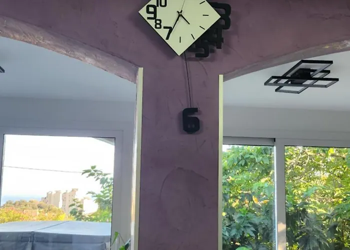 Location Bastia, U Fiumicellu. Vue Mer. Jacuzzi, Barbecue,... Pour 2 Personnes * Bastia (Corsica)